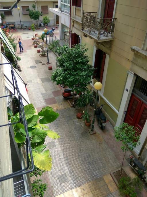 Nice& Cozy Flat 1Min From The Heart Of Athens.Wifi Luaran gambar