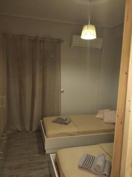 Nice& Cozy Flat 1Min From The Heart Of Athens.Wifi Luaran gambar
